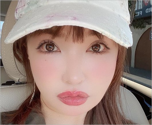 平子理沙が目頭切開&唇ヒアルロン酸疑惑の自撮り写真