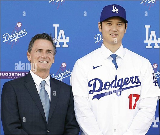 大谷翔平選手と代理人ネズ・バレロ