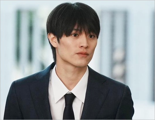 元ONE N’ ONLY上村謙信の近影(香港の裁判所出廷時の姿)