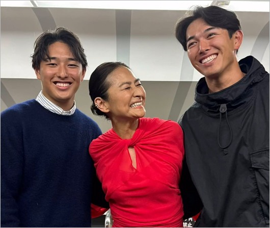 清原和博の元妻・亜希、次男・清原勝児、長男・清原正吾