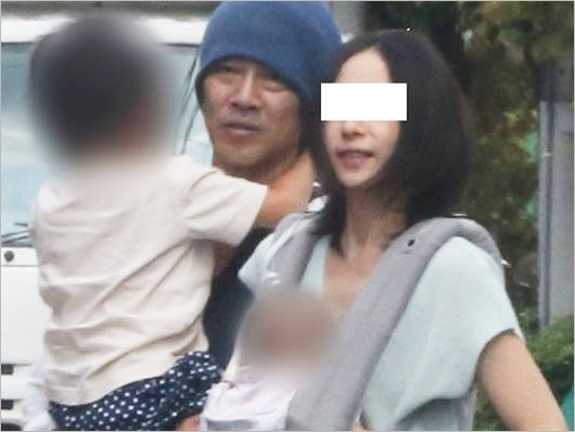 堤真一と奥さん&子供のプライベート画像