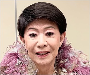 美川憲一が心臓の病気で入院。病名は洞不全症候群、ペースメーカー取り付け手術を公表 | 今日の最新芸能ゴシップニュースサイト｜芸トピ