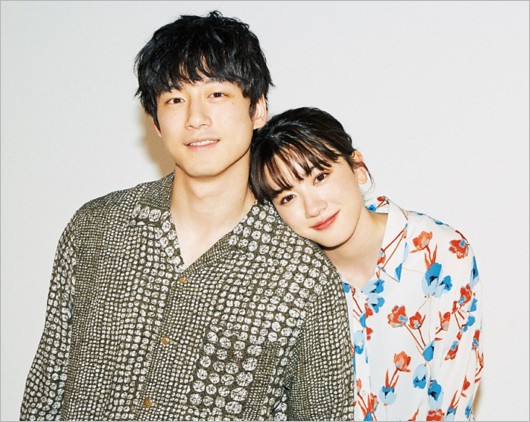 坂口健太郎と永野芽郁の2ショット