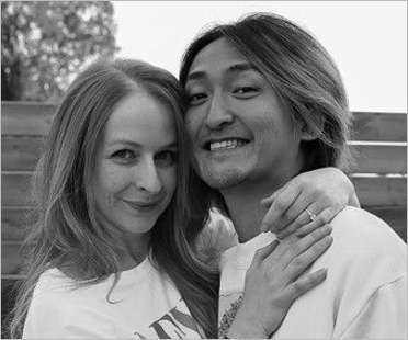 ワンオクのベースRyotaと妻ミシェル