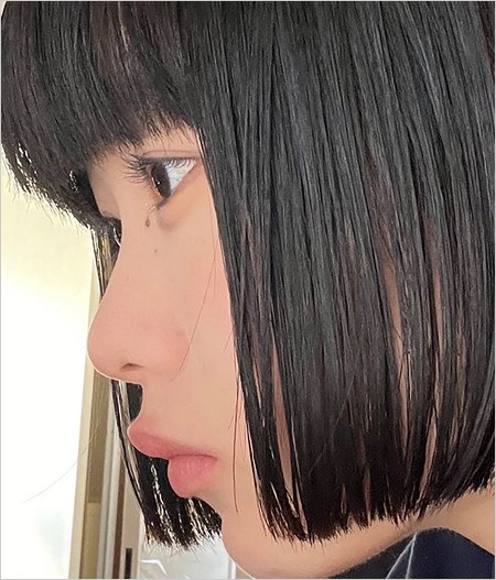 金井球の横顔写真