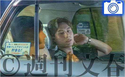 河北彩伽と髙橋藍選手のタクシー2ショット