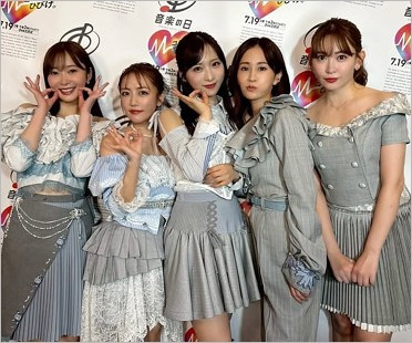 指原莉乃・高橋みなみ・小栗有以・前田敦子・小嶋陽菜