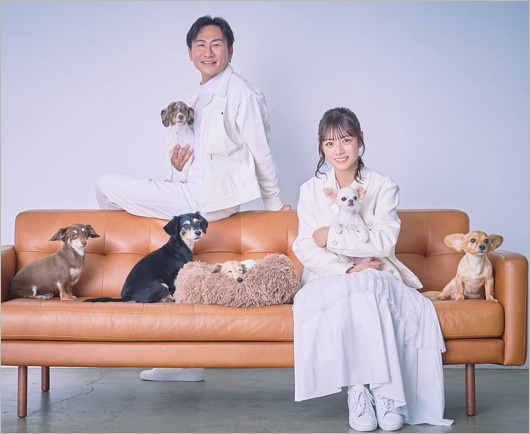 北野日奈子と夫・クレイ勇輝と愛犬たち