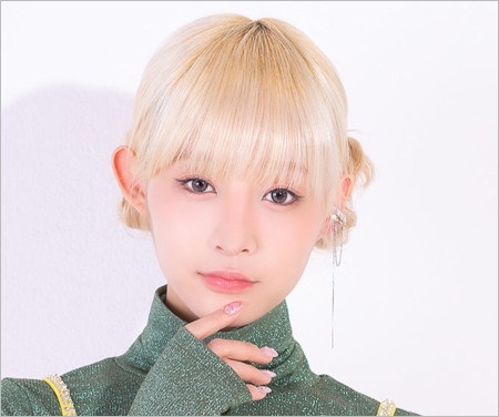 ME:I SHIZUKU（飯田栞月）