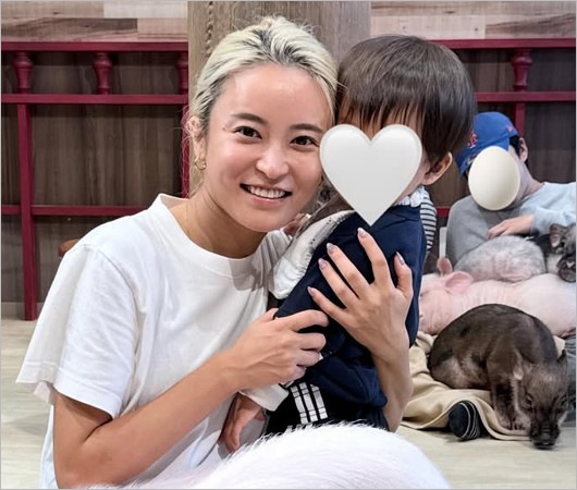 小島瑠璃子と長男