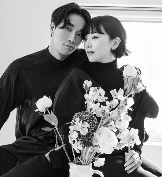 後藤慶太郎（KTR）と妻・松田ゆう姫（松田優作の娘）の2ショット