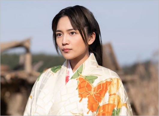 麒麟がくる出演の川口春奈