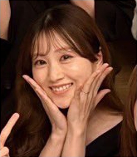 星野みなみが結婚指輪？つけている写真