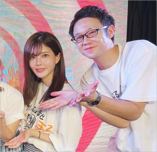 高宮まりと河野直也