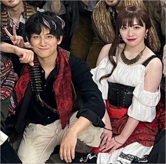 萩谷慧悟と渡辺みり愛が舞台共演時の画像