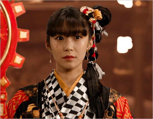 『王様戦隊キングオージャー』スズメ・ディボウスキ役の加村真美