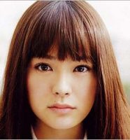 貫地谷しほり