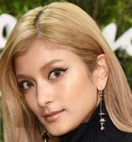 ローラ