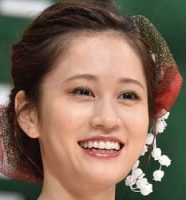 前田敦子