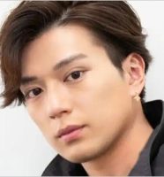 新田真剣佑