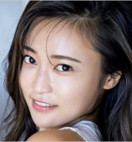 小島瑠璃子