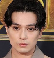 新田真剣佑