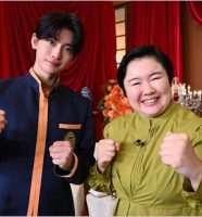 高橋文哉とやす子