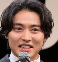 山崎賢人