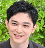吉沢亮
