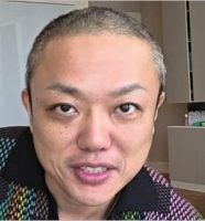 与沢翼