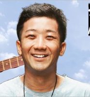 香水の歌手・瑛人