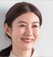 ともさかりえ
