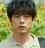坂口健太郎