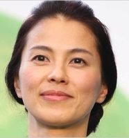 江角マキコ