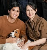 大谷翔平選手と真美子夫人＆愛犬デコピン