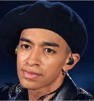 草間リチャード敬太