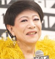 美川憲一