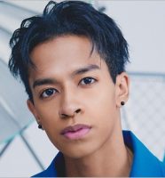 草間リチャード敬太