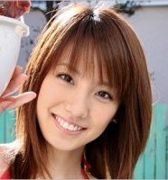 山本梓