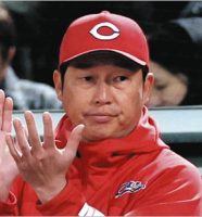 新井貴浩監督