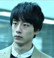 坂口健太郎