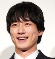 坂口健太郎