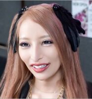 加藤紗里