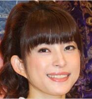 上原多香子